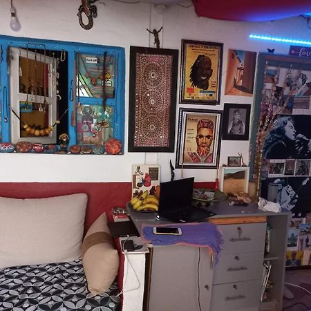 ミルレフト Kasba De L'Artiste Bed & Breakfast エクステリア 写真