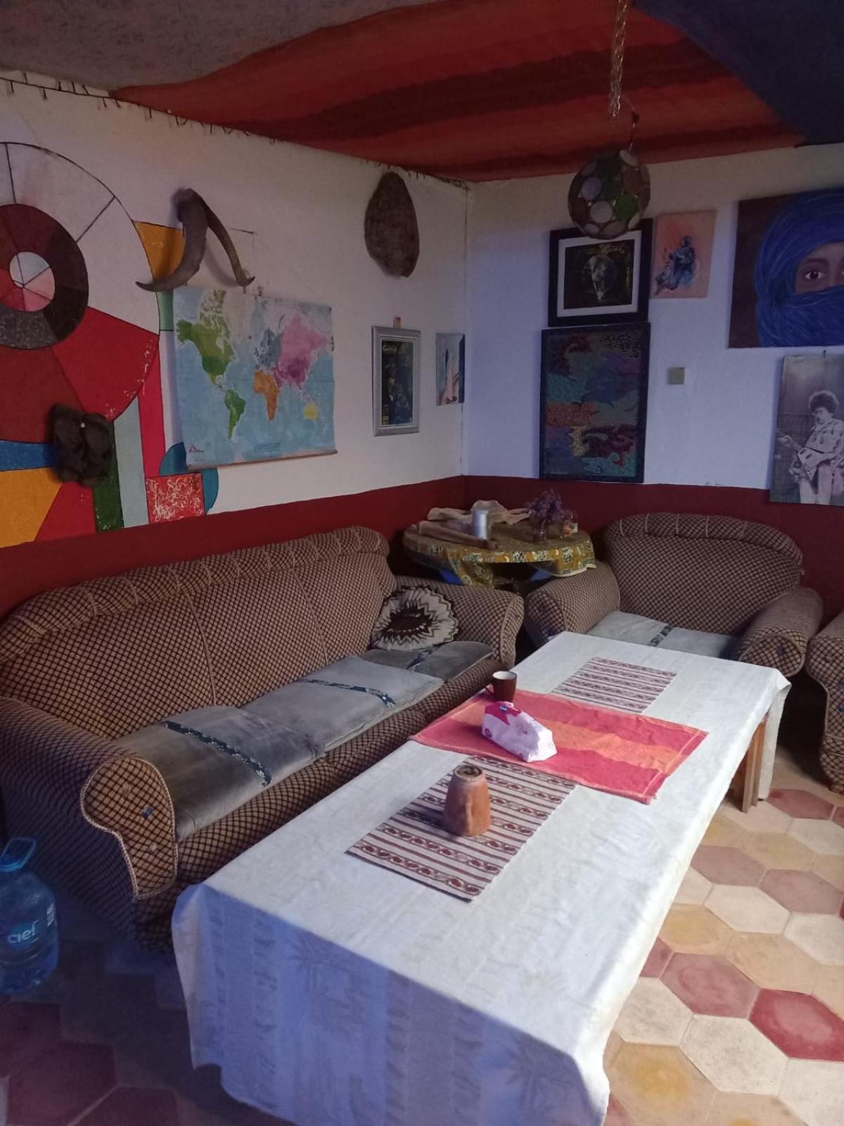 ミルレフト Kasba De L'Artiste Bed & Breakfast エクステリア 写真